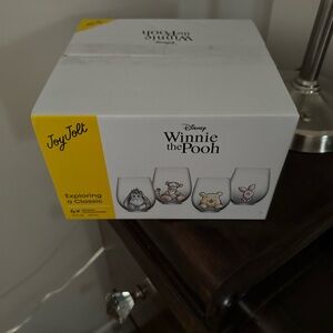 Disney Winnie the Pooh Character Glass Set - White and Yellow